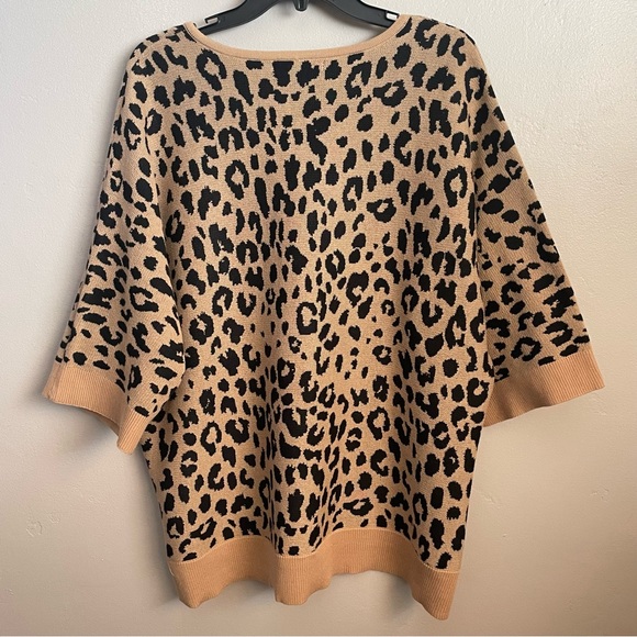 Leopard Print V-Neck Sweater Sz. 1X - Picture 7 of 9
